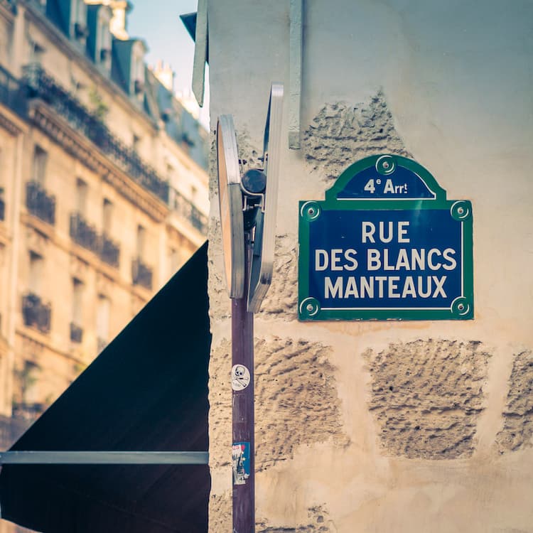 Vejskilt i Paris - "Rue des blancs manteaux"
